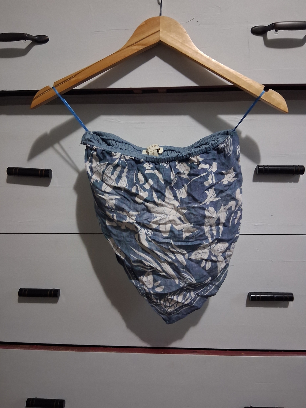 Blue Floral Women’s Elastic Back Strapless Shirt